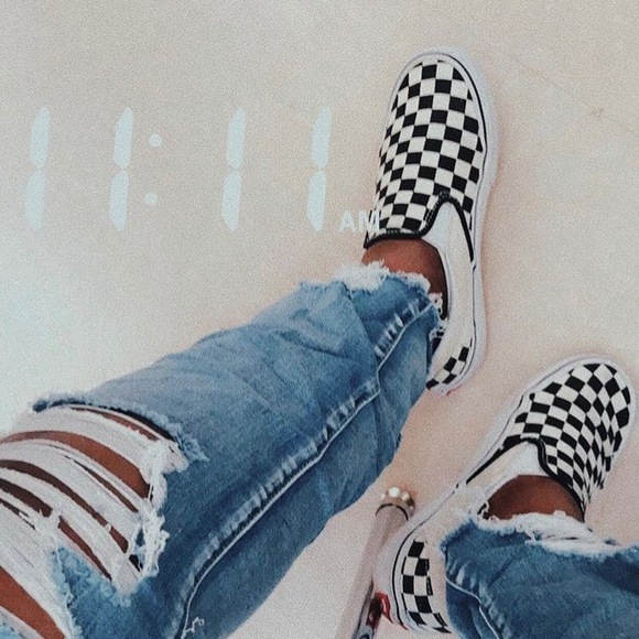 Meet your Posher, Jazlyn - Picture 1 of 1